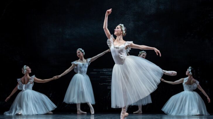 5 Ballerina's in long chiffon skirts dance to dream like effect